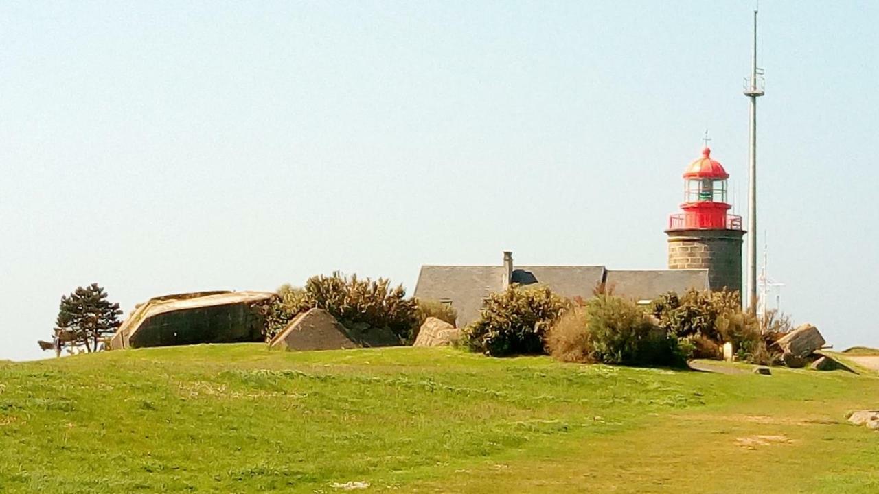 Studio Le Ras D'Eau A غرانفيل المظهر الخارجي الصورة